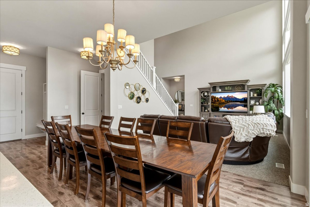 1692 W SPRING MEADOW LN Farmington, UT 84025