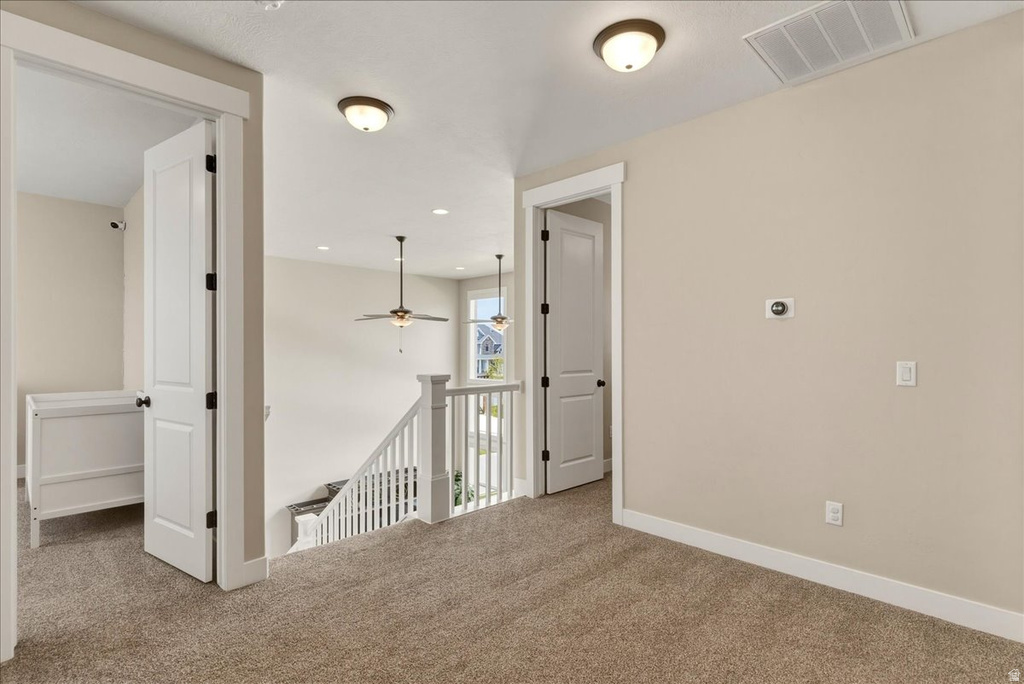 1692 W SPRING MEADOW LN Farmington, UT 84025