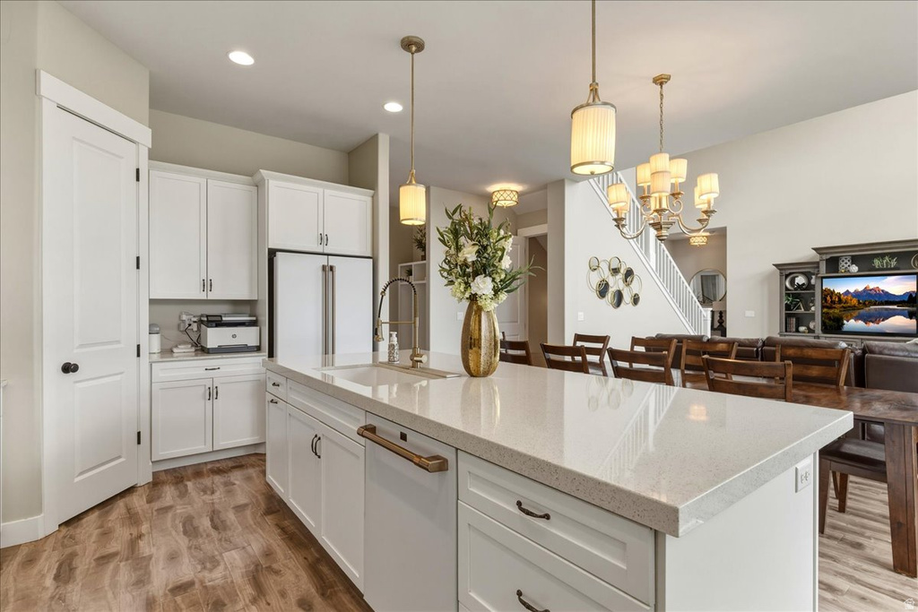 1692 W SPRING MEADOW LN Farmington, UT 84025