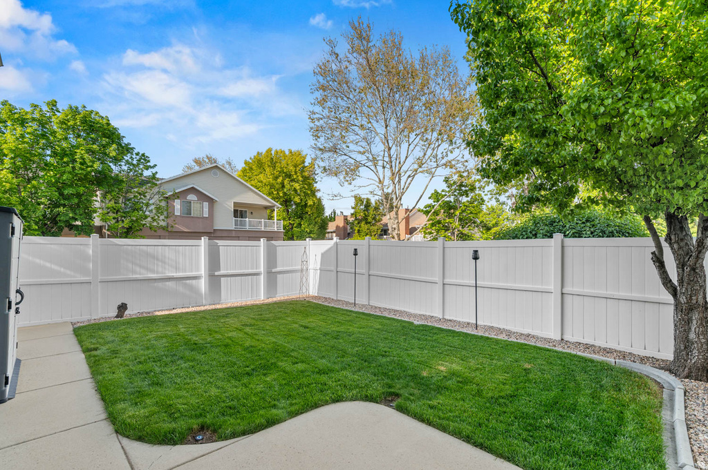 5115 S HERITAGE CV Taylorsville, UT 84129