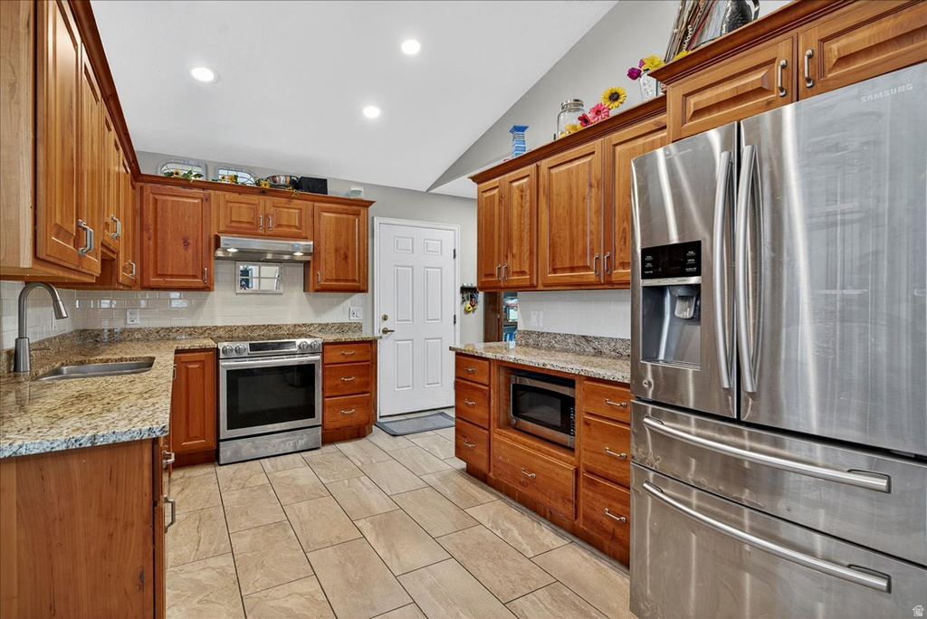 108 W 1875 N North Ogden, UT 84414