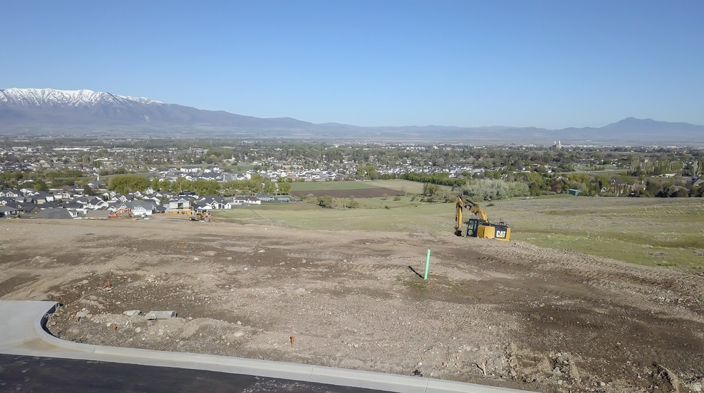 569 N SHORELINE DR Providence, UT 84332