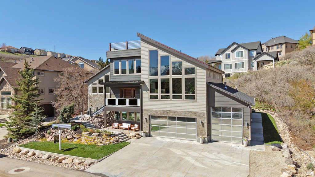 14902 S SADDLE LEAF CT Draper, UT 84020