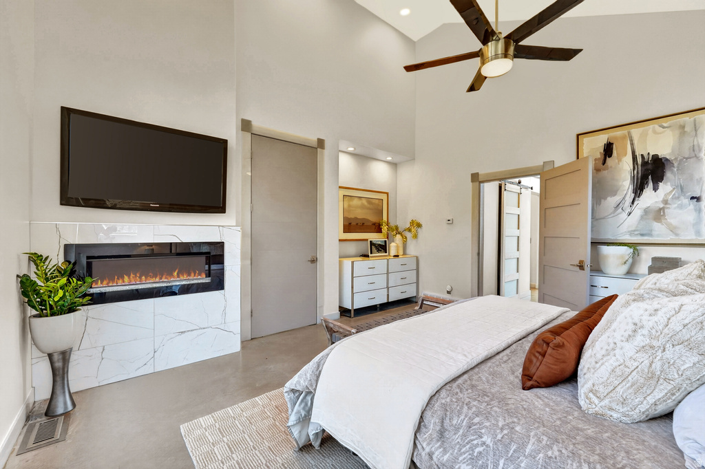 14902 S SADDLE LEAF CT Draper, UT 84020