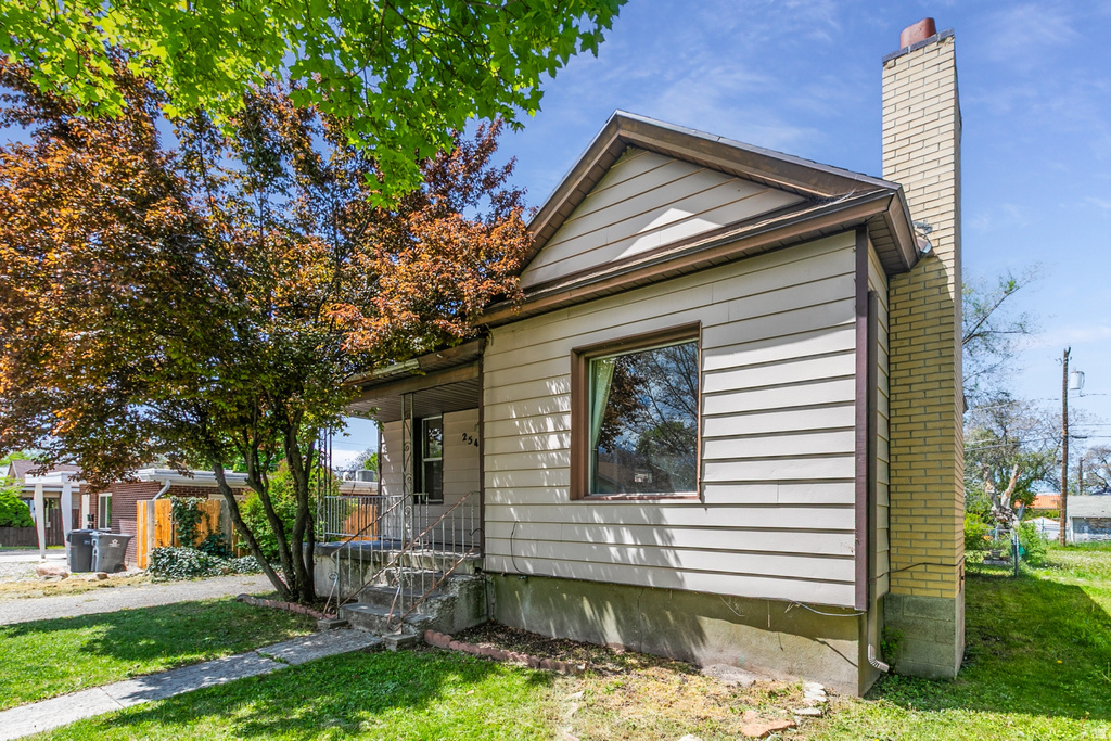 2548 PARK ST Salt Lake City, UT 84106