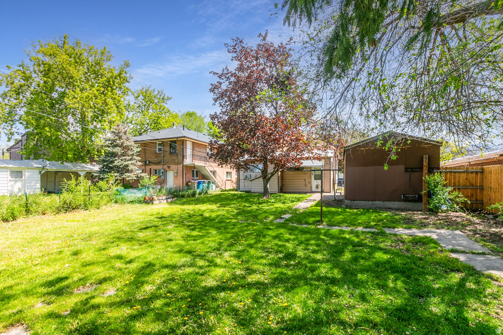 2548 PARK ST Salt Lake City, UT 84106