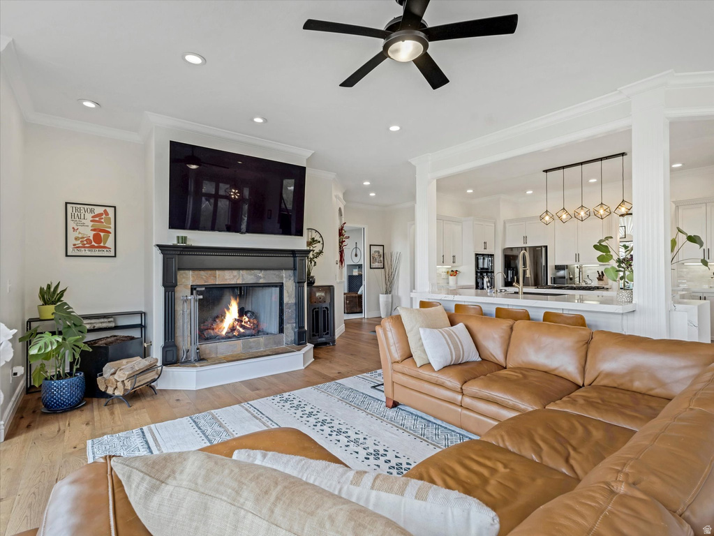 99 LONE HOLLOW Sandy, UT 84092