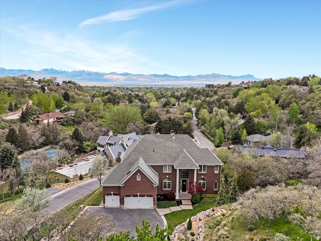 99 LONE HOLLOW Sandy, UT 84092