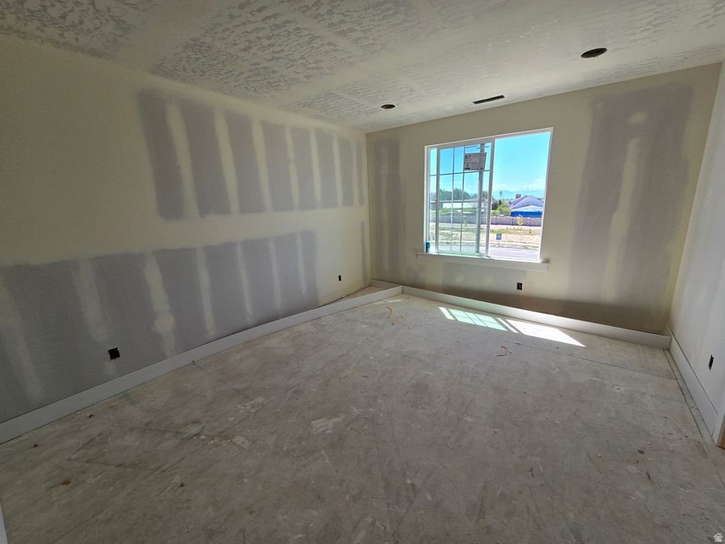 1184 W 2900 N Lehi, UT 84043