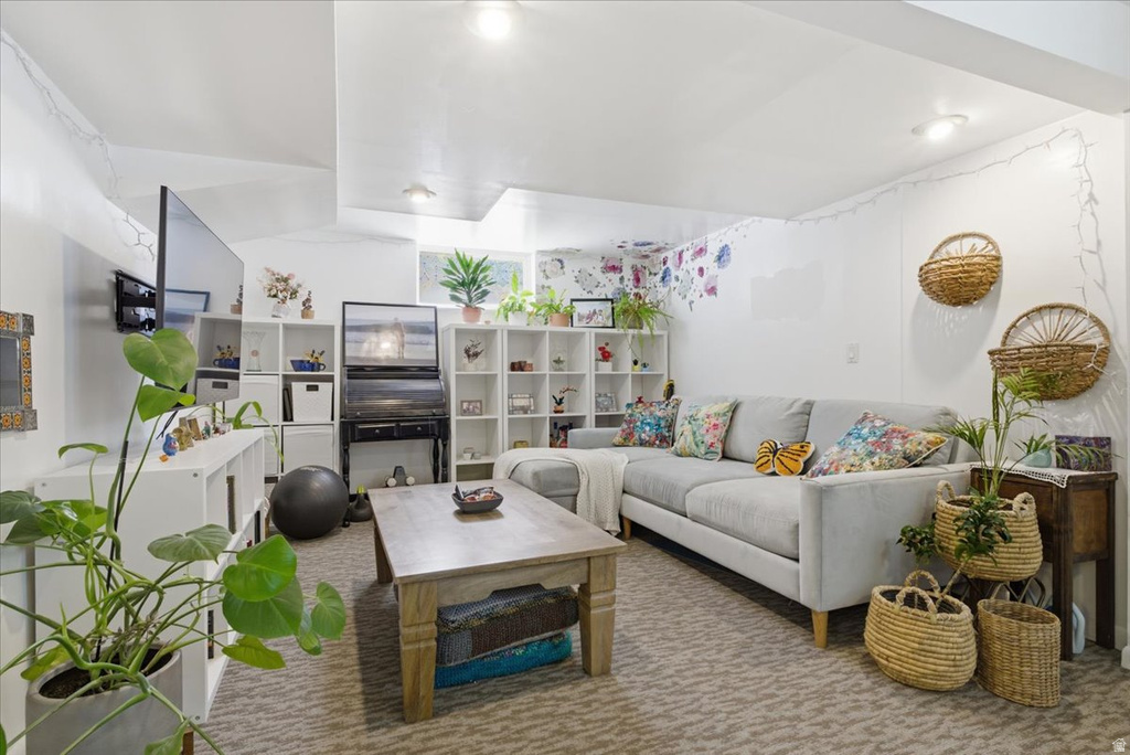 557 E SHERMAN AVE Salt Lake City, UT 84105