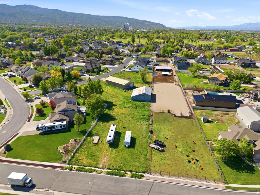 1695 N OLSEN WAY West Bountiful, UT 84087