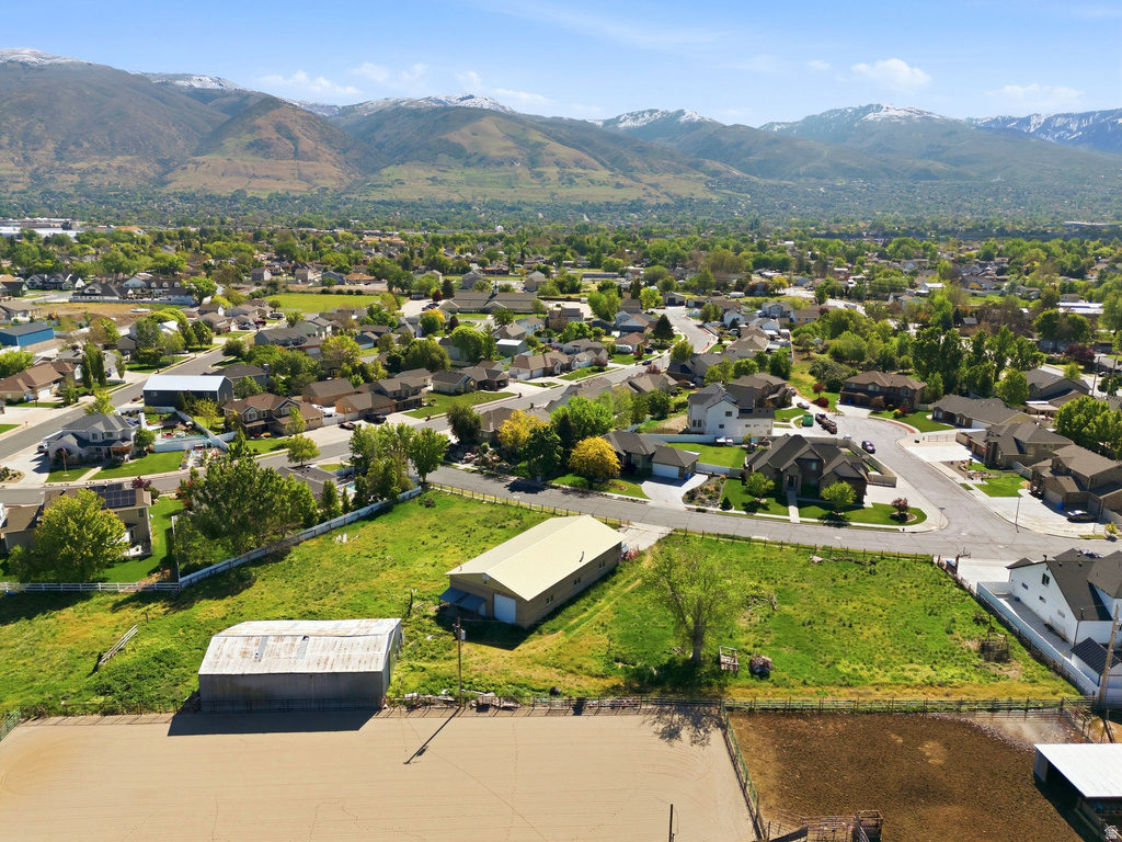 1695 N OLSEN WAY West Bountiful, UT 84087