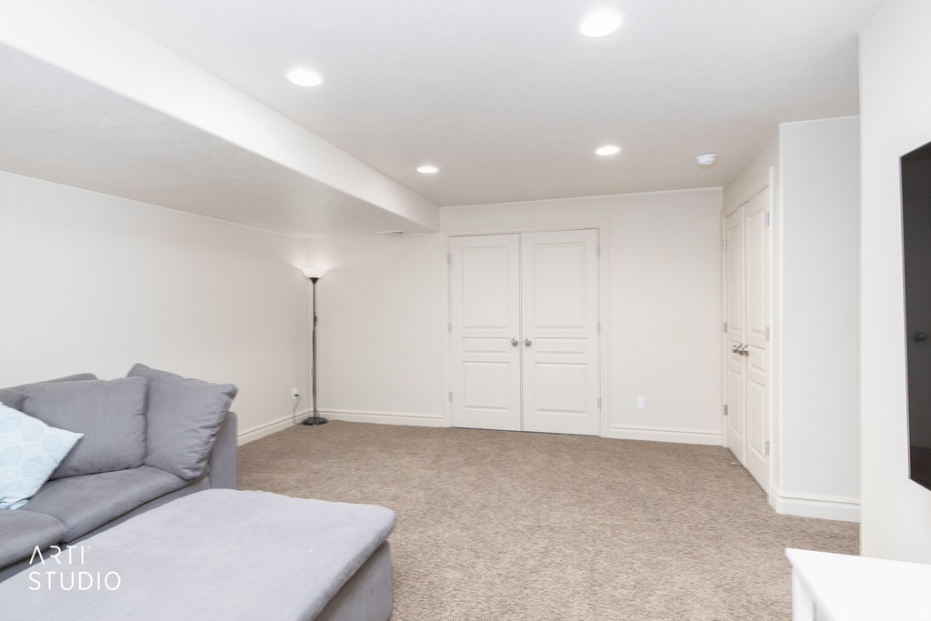 1281 S MOUNTAIN CREST DRIVE DR Woods Cross, UT 84087