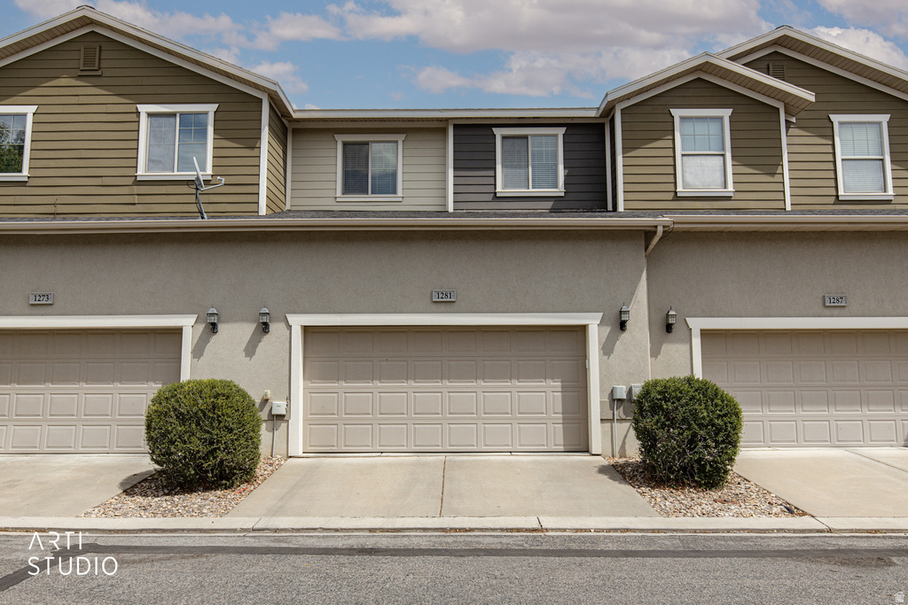 1281 S MOUNTAIN CREST DRIVE DR Woods Cross, UT 84087