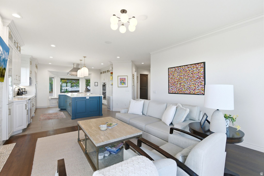 2466 S PROMONTORY DR Salt Lake City, UT 84109