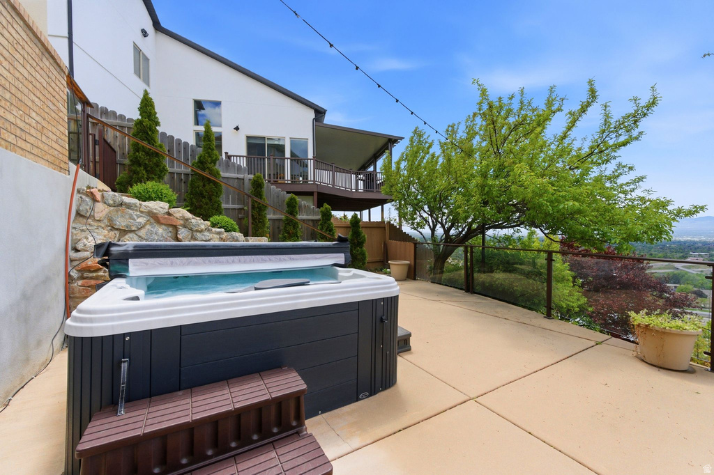 2466 S PROMONTORY DR Salt Lake City, UT 84109