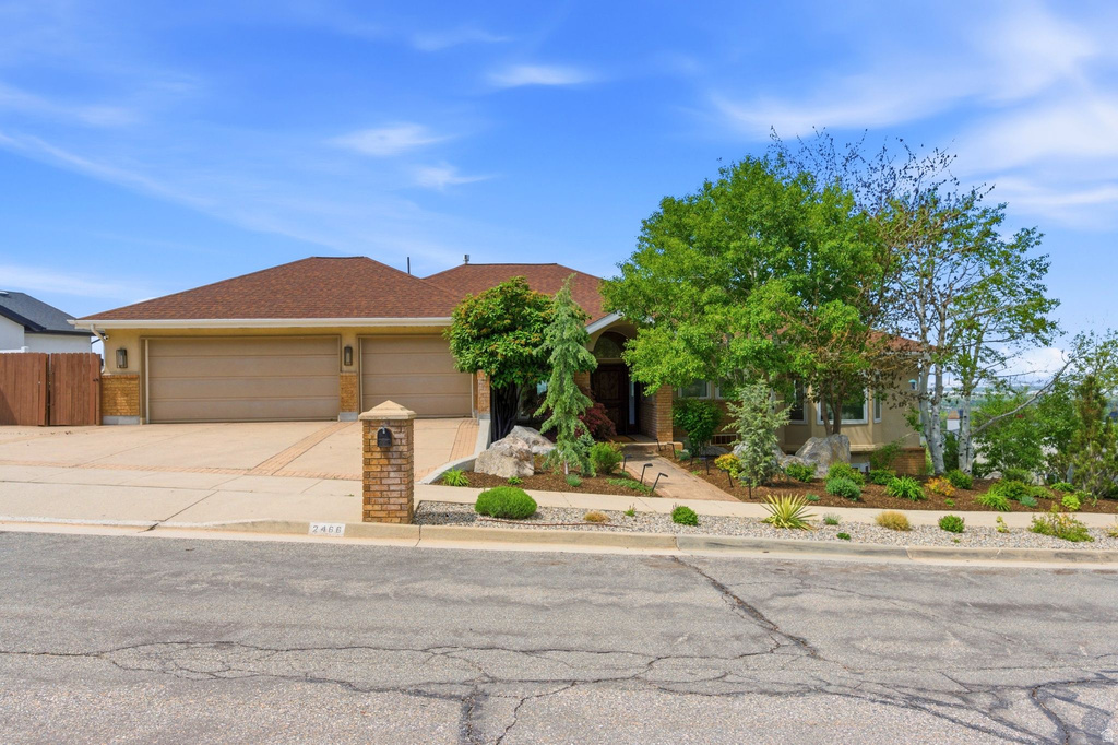 2466 S PROMONTORY DR Salt Lake City, UT 84109