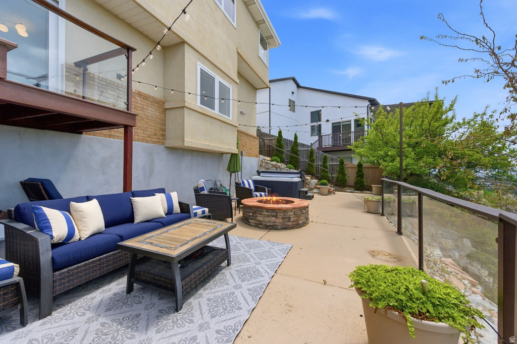 2466 S PROMONTORY DR Salt Lake City, UT 84109