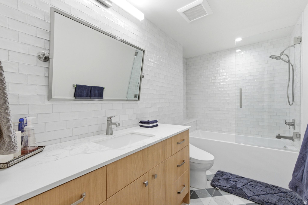 2466 S PROMONTORY DR Salt Lake City, UT 84109