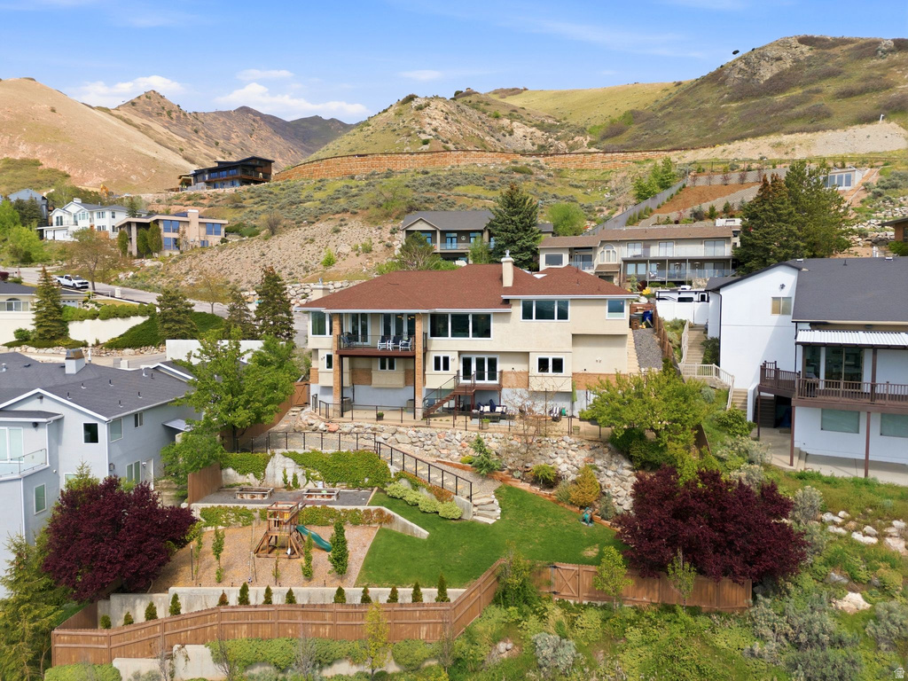 2466 S PROMONTORY DR Salt Lake City, UT 84109