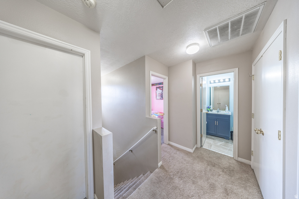 2011 N 2095 W Clinton, UT 84015