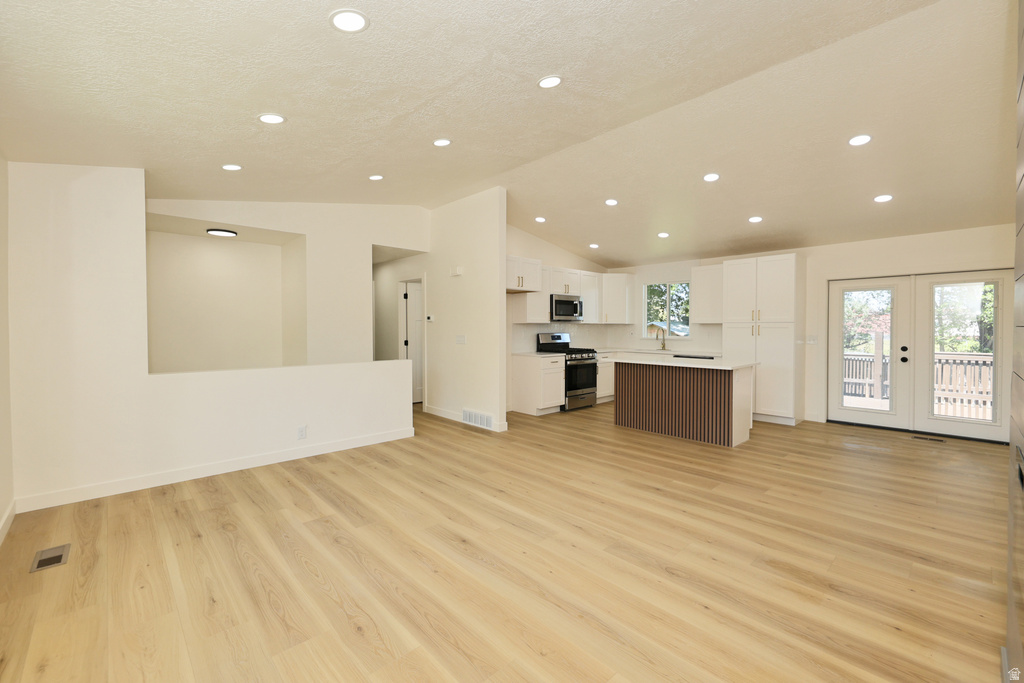 807 E DUSTY ROCK CIR Sandy, UT 84094