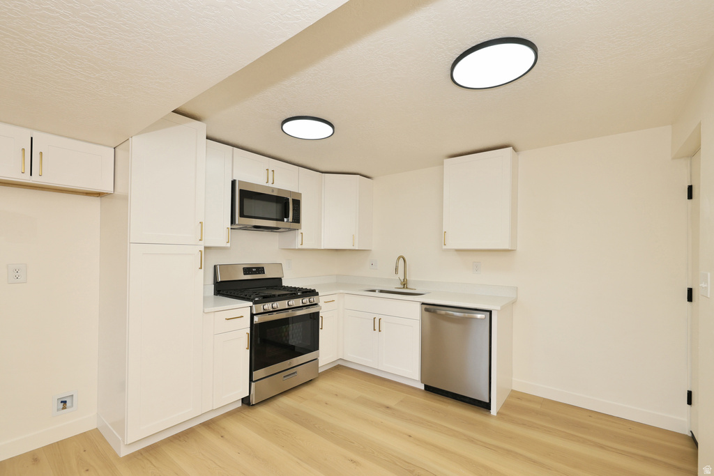 807 E DUSTY ROCK CIR Sandy, UT 84094
