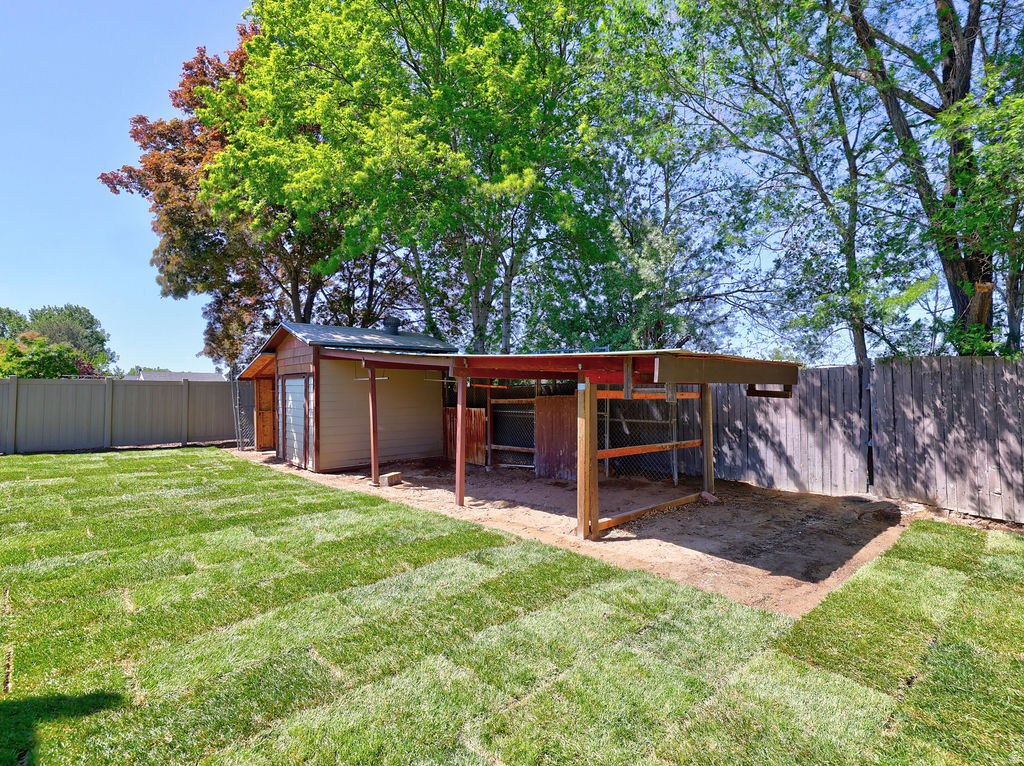 807 E DUSTY ROCK CIR Sandy, UT 84094