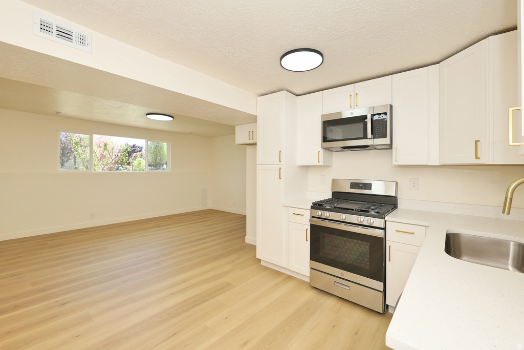 807 E DUSTY ROCK CIR Sandy, UT 84094