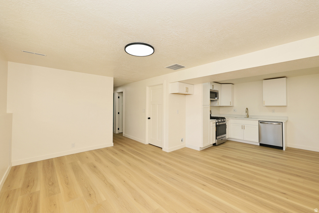 807 E DUSTY ROCK CIR Sandy, UT 84094