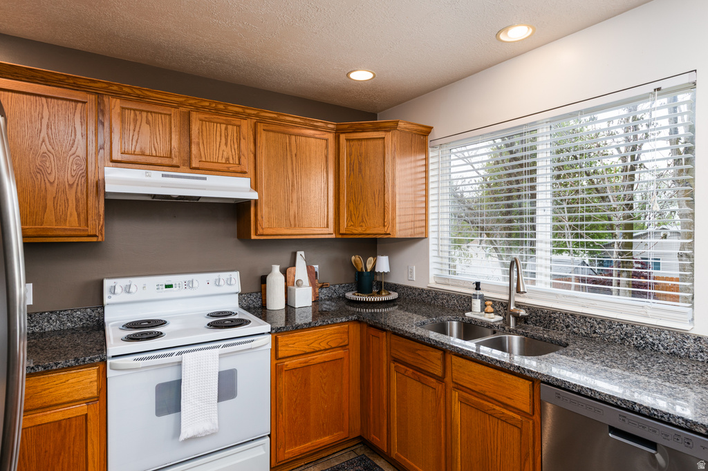 157 N 750 W Layton, UT 84041