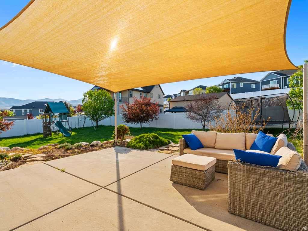 7598 S SCENIC MAPLE DR West Jordan, UT 84081