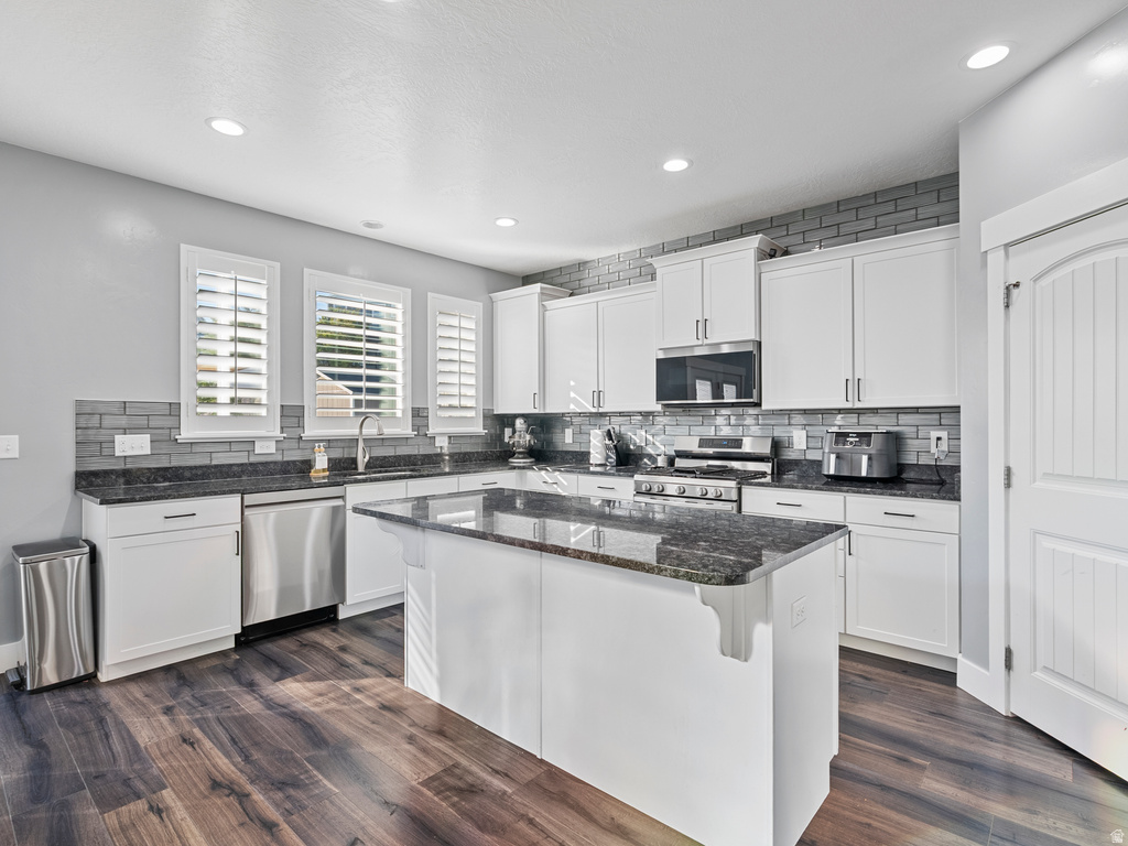 7598 S SCENIC MAPLE DR West Jordan, UT 84081