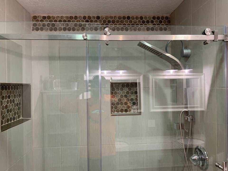 2212 E HIGH MESA DR Sandy, UT 84092