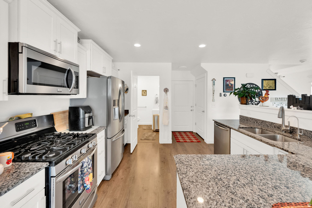 94 E ASHGROVE LN Saratoga Springs, UT 84045