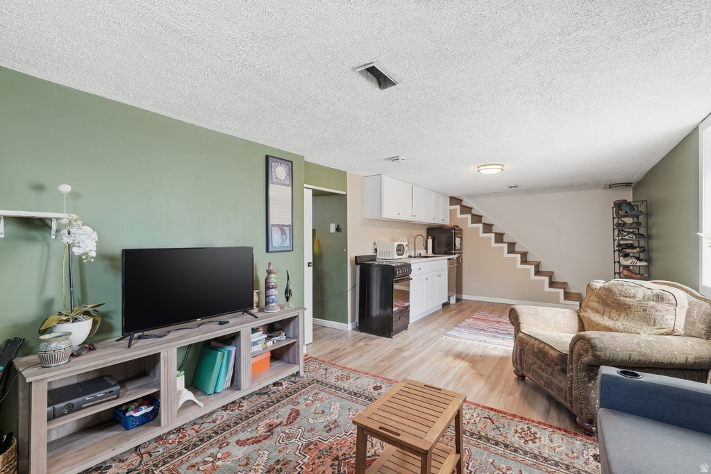 700 E 5900 S Murray, UT 84107