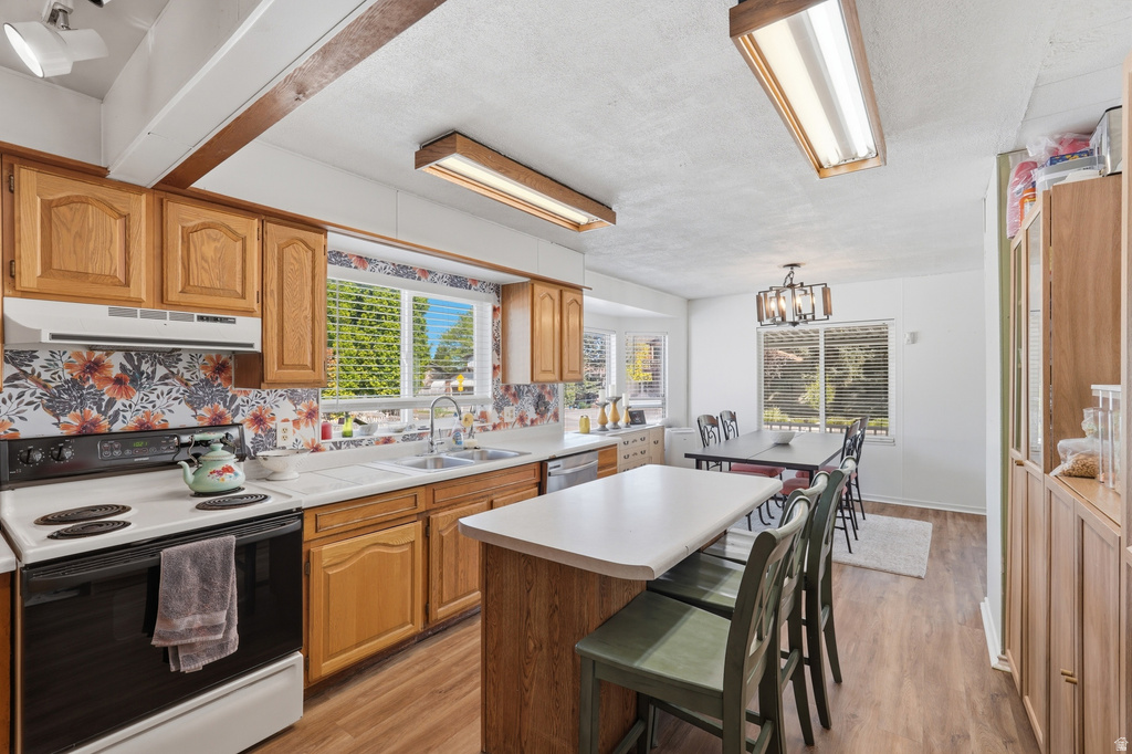 700 E 5900 S Murray, UT 84107