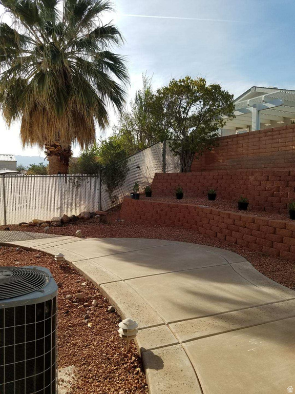 136 N 1450 N DIXIE DOWNS St George, UT 84770