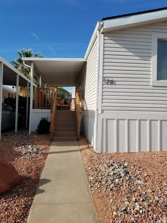 136 N 1450 N DIXIE DOWNS St George, UT 84770
