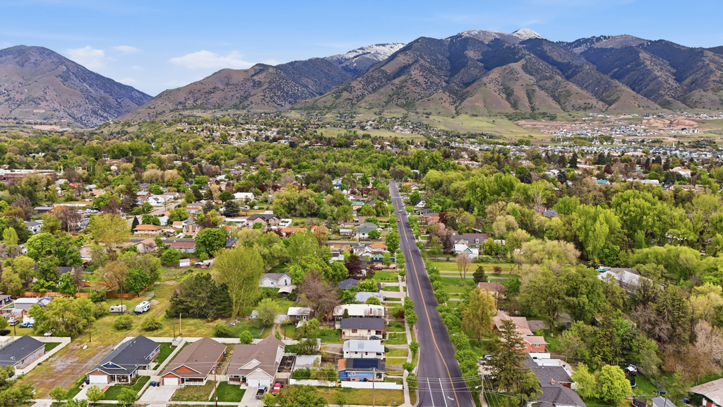 215 E 300 S Logan, UT 84321