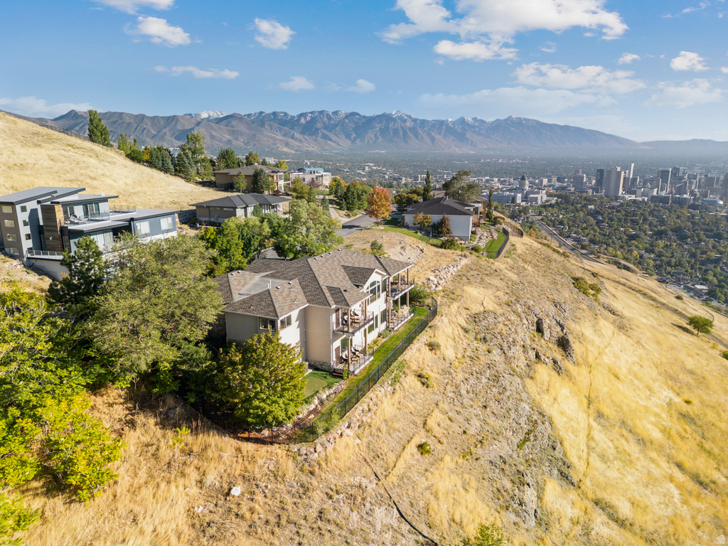 941 N SANDHURST DR Salt Lake City, UT 84103