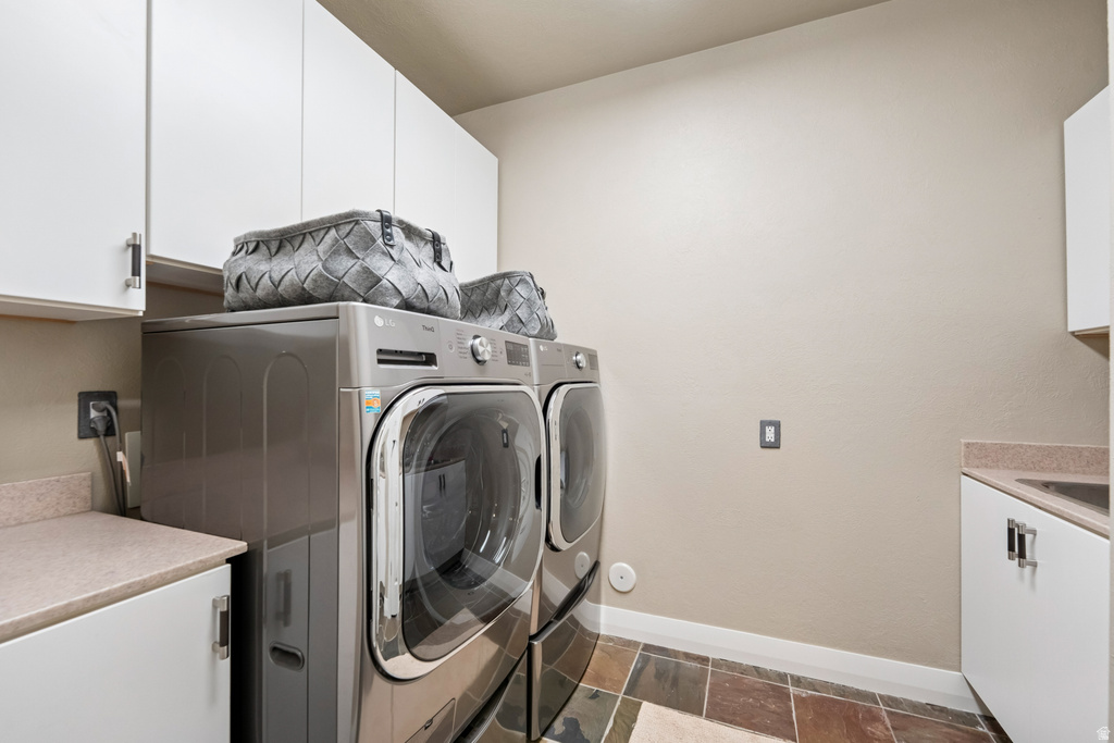 941 N SANDHURST DR Salt Lake City, UT 84103