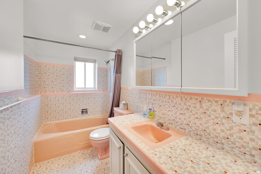 551 E NORTH HILLS DR Salt Lake City, UT 84103