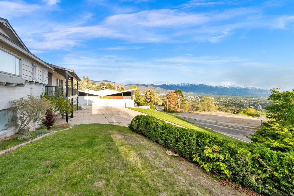 551 E NORTH HILLS DR Salt Lake City, UT 84103