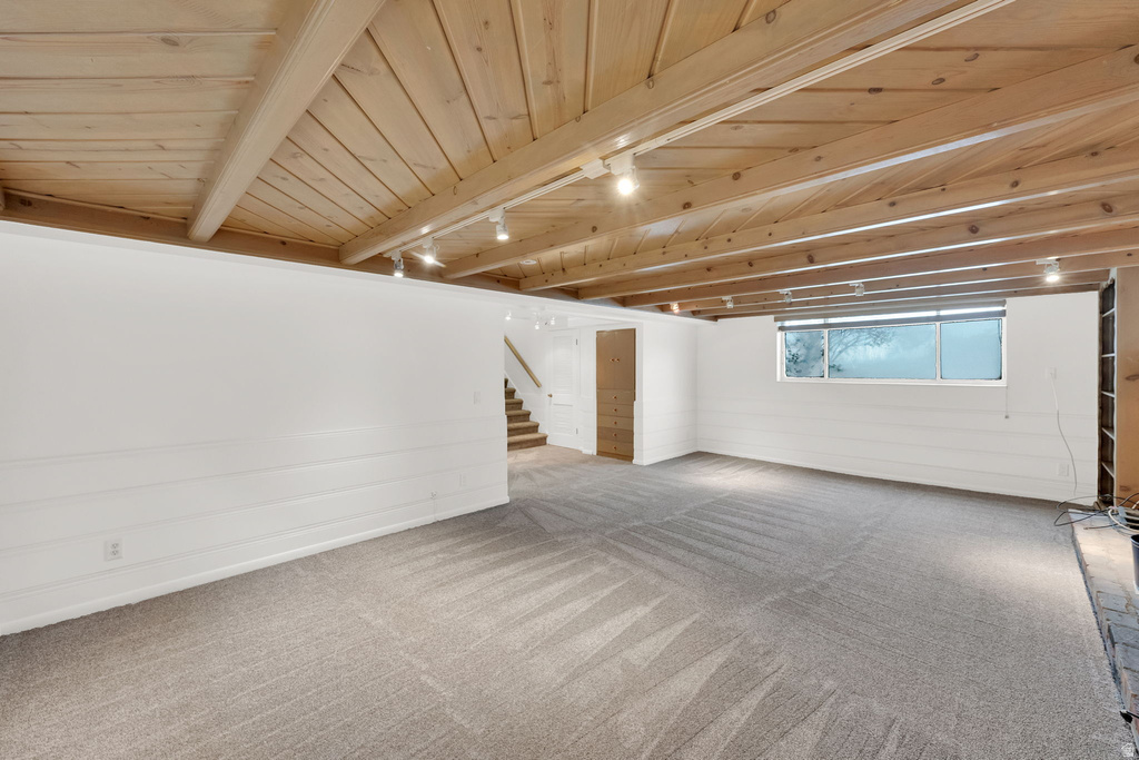 551 E NORTH HILLS DR Salt Lake City, UT 84103