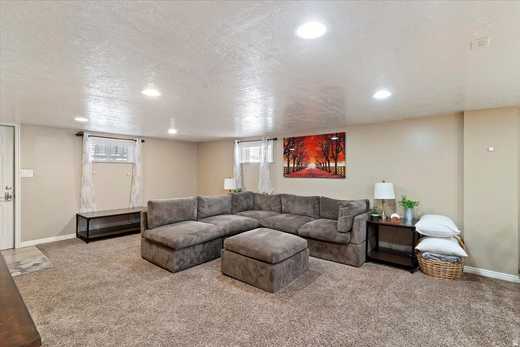 1057 E 3400 S Ogden, UT 84403