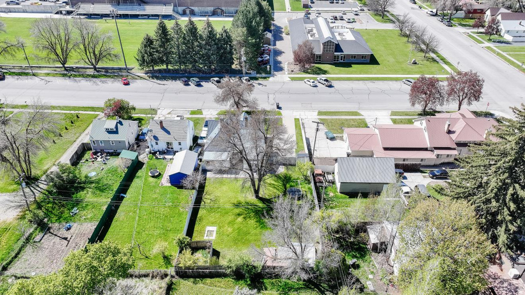 129 E 1ST S Preston, ID 83263