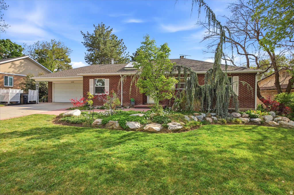 2484 E SKYLINE DR Salt Lake City, UT 84108