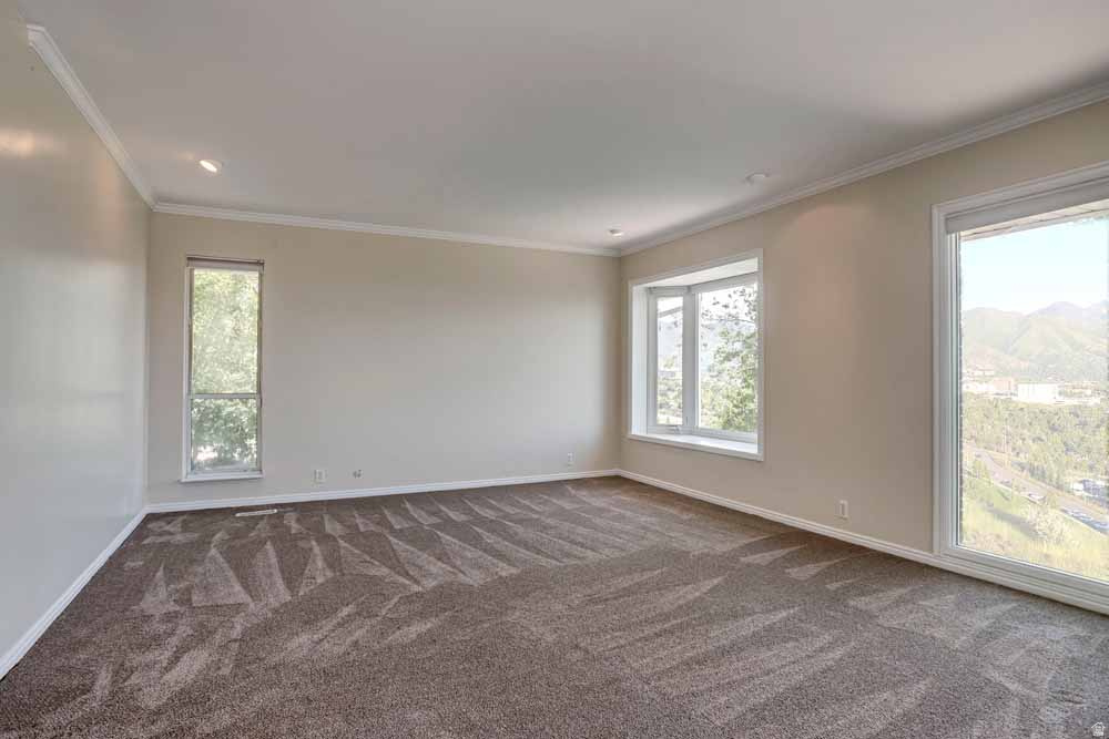 1232 E CHANDLER CIR Salt Lake City, UT 84103