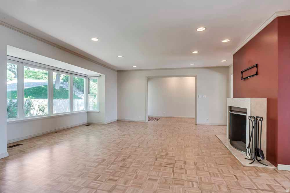 1232 E CHANDLER CIR Salt Lake City, UT 84103